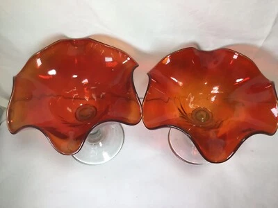 X25 Beautiful Red Ruffled Glass Bowl with Clear Glass Foot Gift - Set of 2 Bowl - Image 1 of 2