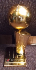 Exclusive HEAT 2006 Larry O'Brien Trophy NBA Finals Champions - Bild 1 von 7