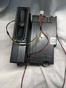 Pair Speakers Toshiba SPK-1561AJ V30A00011800 With Cables, Used Working - Picture 1 of 2