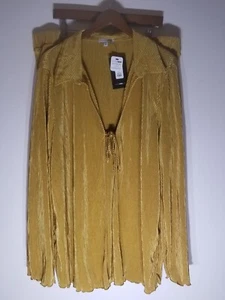 Fashion Nova Tie Front Top Outfit Set W/ Shorts Size 3X New With Tags - Picture 1 of 18