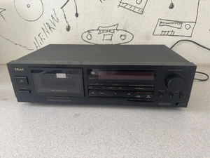 Teac V-670 Tapedeck Cassette Deck -3 cabezales. ¡Excelente! - Imagen 1 de 8