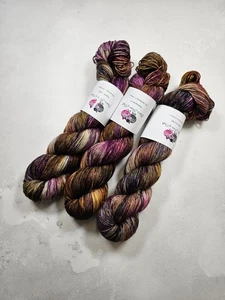 SW Merino Nylon Garn, 4-Fädig, Fingering Gewicht, 100 G, NAMELESS - Bild 1 von 3