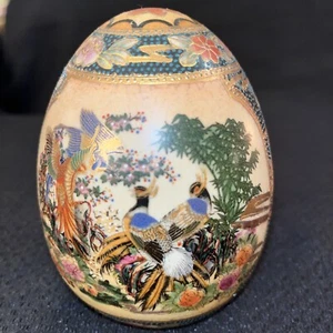 Satsuma porcelain Vintage hand Painted Moriage Egg Birds and Flowers 4.5” tall - Picture 1 of 6