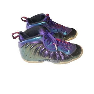 Nike Air Foamposite One Iridescent Purple Galaxy 6Y Schuhe 644791-602 Damen 8 - Bild 1 von 11