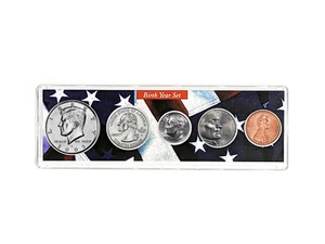 2005 Birth Year Coin Set in American Flag Holder - 5 Coin Set - Picture 1 of 2