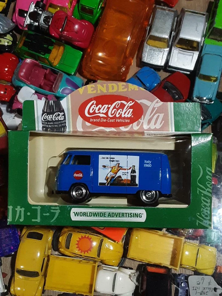 COCA-COLA LLEDO 1/43 VW BUS VAN DAYS GONE 1/43 SCALE ITALY 1960 - Image 1 of 1