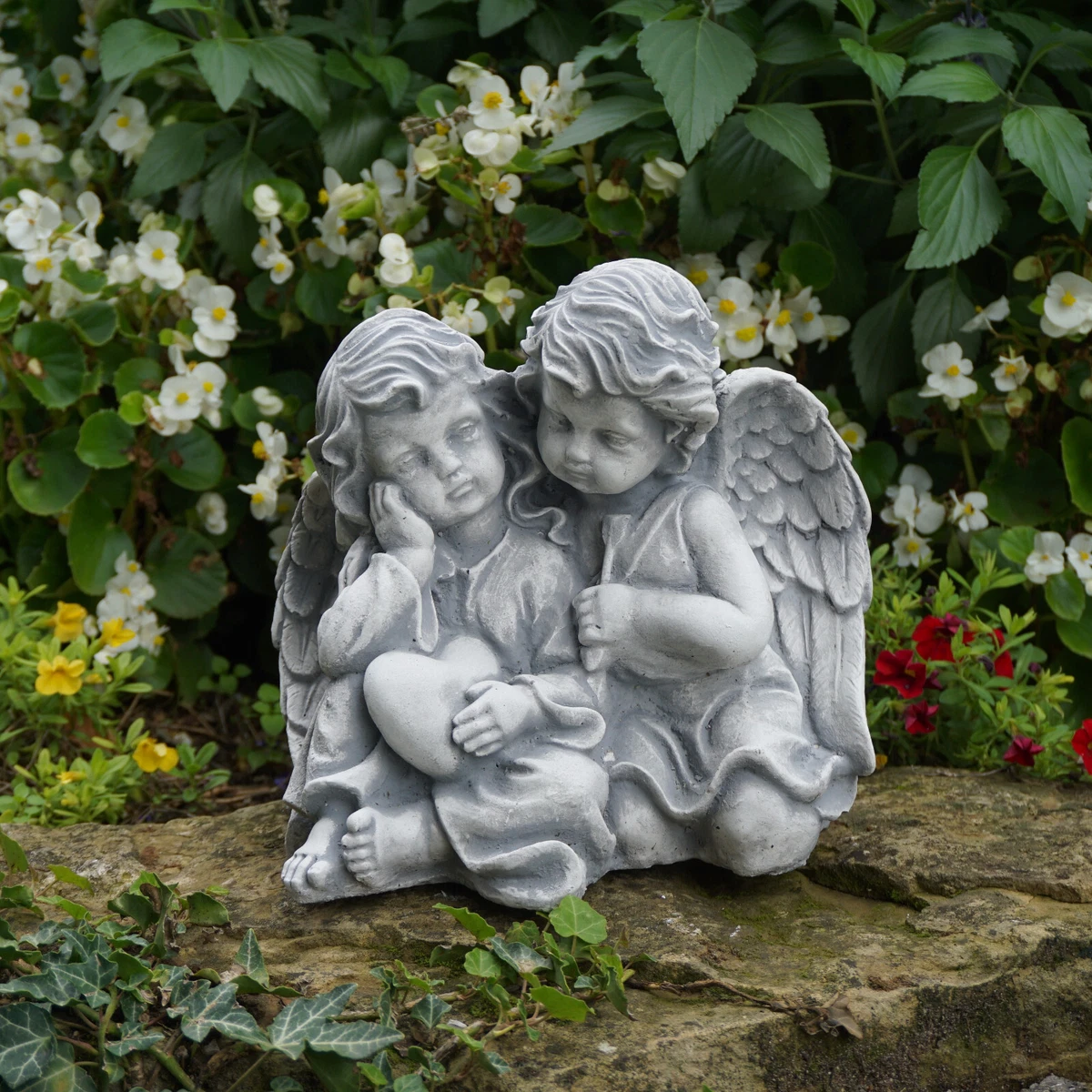 Engel Figur Mit Teddy Aus Steinguss – Gartenfigur Für Draußen, Frostsicher (34 Cm Hoch, 13 Kg)