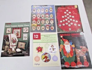 LOTE de 5 Patrones de Punto de Cruz Navidad Papá Noel Muñeco de Nieve Vacaciones Ocio Artes Plus - Imagen 1 de 1