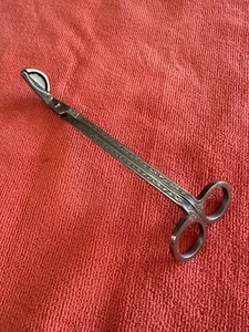 Vintage Candle Wick Trimming Scissors Beautifully Engraved Handles - Picture 1 of 9