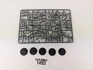 Games Workshop Warhammer 40000 Necrons Flayed Ones - Picture 1 of 1