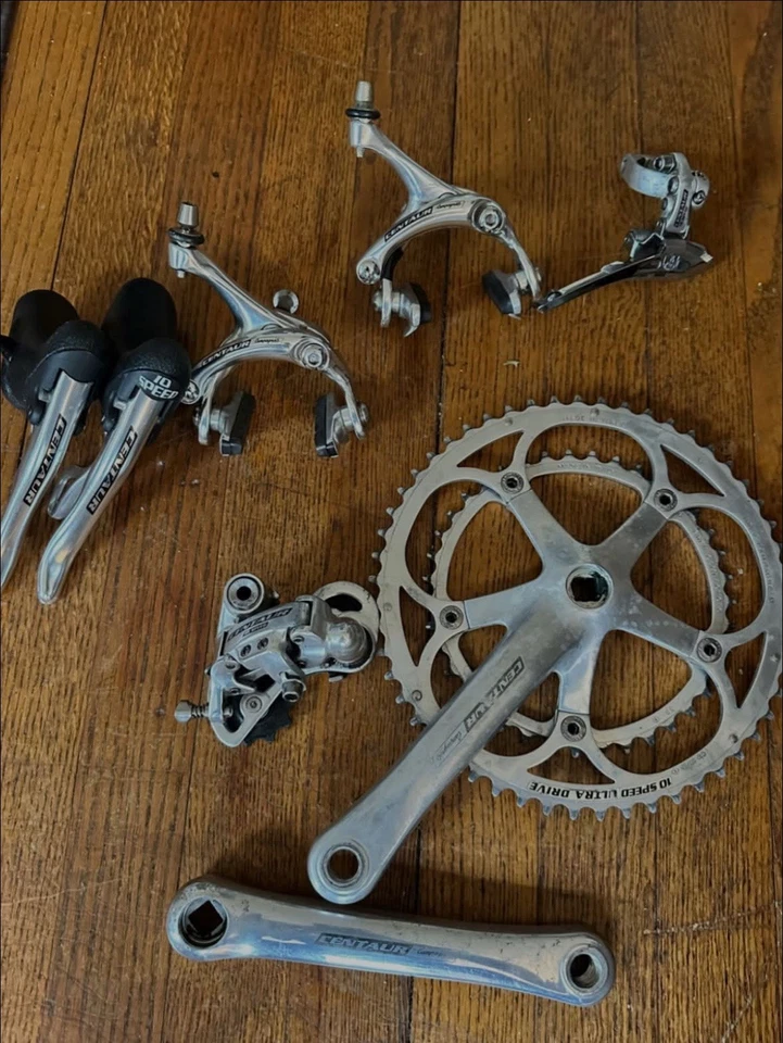 Grupo Campagnolo Centaur 10 velocidades con ruedas Scirocco excelente estado Foto 1 de 2