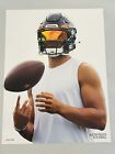 Visière de football neuve Oakley affiche boutique d'affiches Justin Fields panneau rare 8x11 pouces
