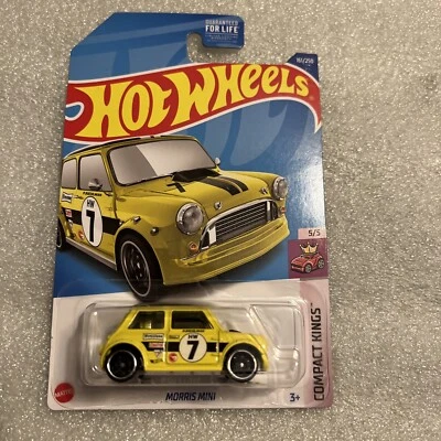 2022 Hot Wheels #161 Compact Kings Morris Mini Treasure Hunt New On Card B14 - Image 1 of 4