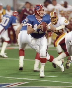 Jim Kelly Buffalo Bills UNSIGNED 8X10 Photo (L) - Picture 1 of 1
