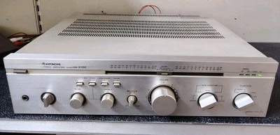 Hitachi HA-5700 MOSFET Vintage MC/MM Phono Integrated Stereo Amplifier - Bild 1 von 4