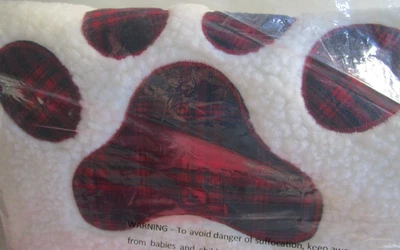 New Macy's Paw Print Plaid Christmas Tree Skirt One Size $96 Retail Cat Dog - Image 1 of 4