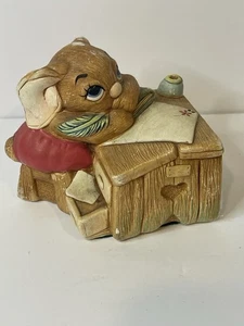 Pendelfin Boswell Figurine Bunny at Desk Hand Painted Made in England 3.5"H - Picture 1 of 6
