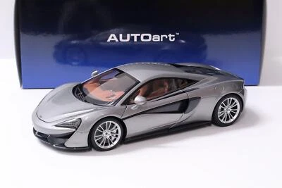 1:18 AUTOart McLaren 570S Coupe 2015 Blade Silver/ Ruote Silver 76043 - Immagine 1 di 4