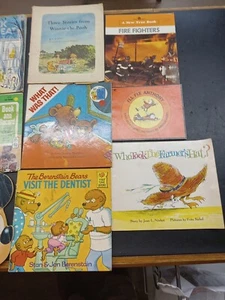 Lot of 11 Early Reader Beginners Children’s Paperback Books 1964-1981 homeschool - Picture 1 of 9