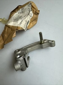 Kawasaki KDX200 89-02 brake caliper holder holder rear caliper 14079-1070 E2448 - Picture 1 of 8