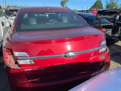 Ford Taurus SEL Rear Trunk with Camera 2013 2014 2015 2016 2017 2018 2019 Red RR - Изображение 1 из 4