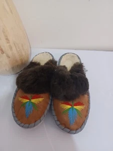 Women's Ladies Hand Made %100 Sheepskin Mules/Slippers UK SIZE 5 EU 38 - Picture 1 of 15