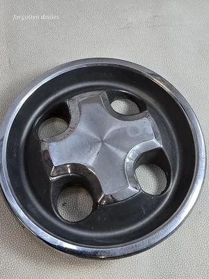 Tapacubos central Dodge Plymouth Chrysler 4284079 Rampage Charger Turismo  Foto 1 de 4