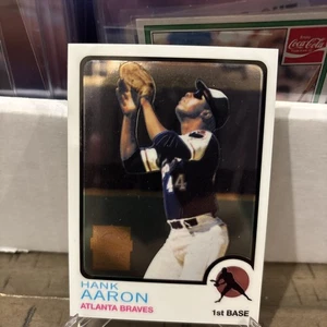 1999 Topps 1973 Reimpresión Conmemorativa Refractor Hank Aaron #100 Braves Casi Nuevo+ - Imagen 1 de 9