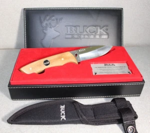 BUCK KNIFE WHITETAIL DEER  MODEL 728 FIXED BLADE HUNTING IN LEATHER BOX W/SHEATH - Picture 1 of 6