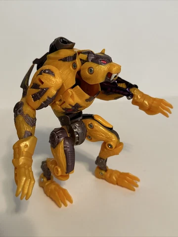 Transformers 1999 Beast Wars Deluxe Class: CHEETOR Transmetals 2 Cover