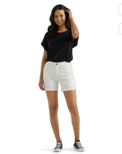 New Lee Women’s 5" Short Mid Rise Cuffed Shorts - Bright White - Size 4 M - Picture 1 of 9