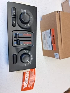 03-06 CHEVY SILVERADO SIERRA TAHOE  CLIMATE TEMPERATURE CONTROLS DORMAN 599-003 - Picture 1 of 7