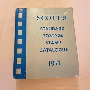 Scott's Standard Postage Stamp Catalogue 1971 Volume 2 Hardcover Book - Picture 1 of 4