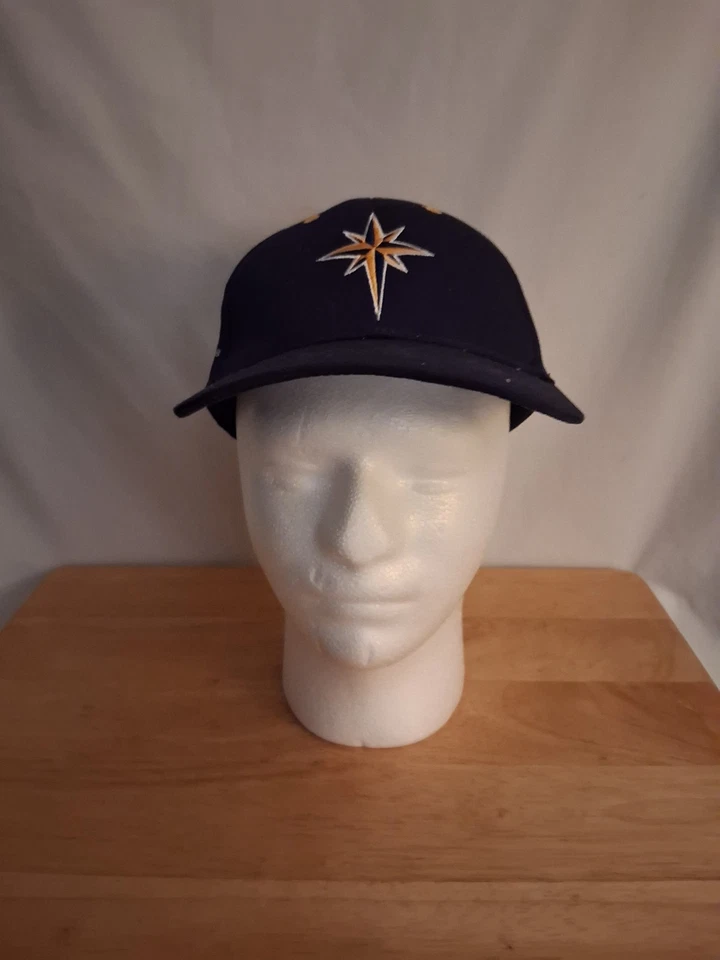 Gorra azul Robin roja para hombre Foto 1 de 3