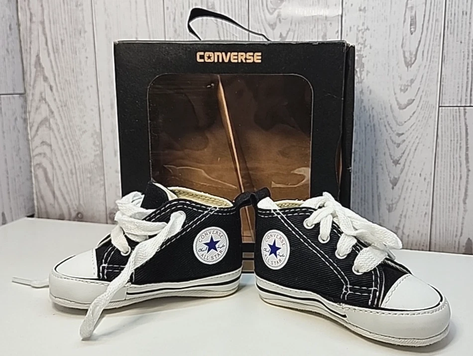 Zapatilla deportiva Baby Converse First Star suela suave clásica andadores de cuna talla 1 negra Foto 1 de 4