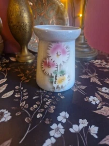 Cute Floral Vintage Small Vase - Made In England - Picture 1 of 6