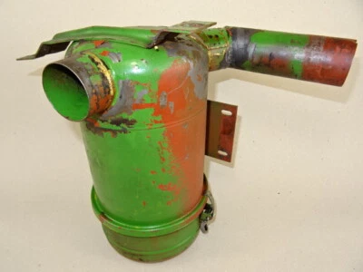 Ölbadluftfilter Luftfilter (hat beulen) vom John Deere Lanz 200 Traktor - Bild 1 von 4