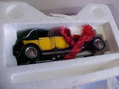 1931 Bugatti Royale Berline 007 Yellow Black Franklin Mint 1:43 scale - Image 1 of 4