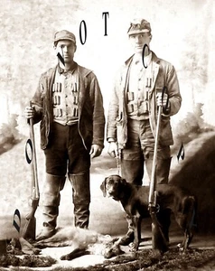 ANTIQUE REPRO 8X10 PHOTOGRAPH 2 MAN WITH RED FOX PARKER DOUBLE BARREL SHOTGUN - Picture 1 of 1