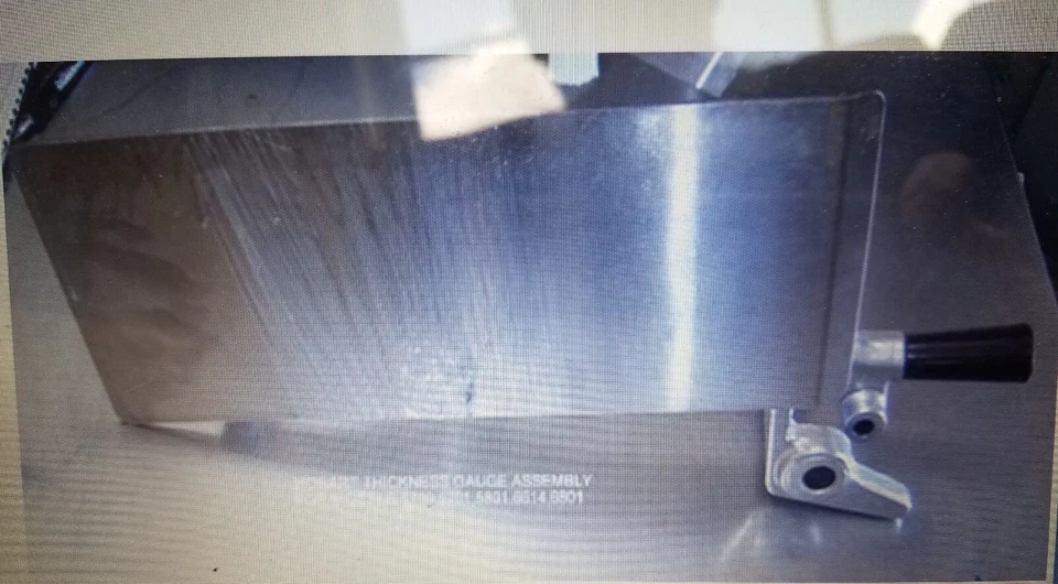 GAUGE PLATE ASSEMBLY FOR HOBART MODELS 5700,5701,5801,6614 & 6801 Replace 292347 - Image 1 of 1