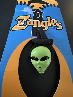 ZANGLES Zipper Pull Alien ~ Fun for jackets, backpacks, gym bag & more! NEW! - Image 1 of 3