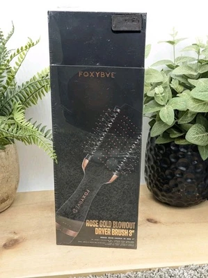 New Foxybae Gold Blowout Dryer Brush 3" Hair Care Styling - Image 1 of 4