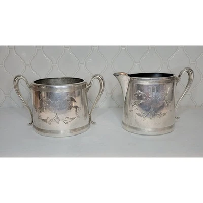 Vintage B Rogers Silver Co 1883 Creamer & Sugar Taunton Mass. Quadruple 190. - Image 1 of 4