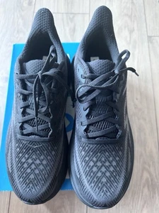 Hoka One One Men's Clifton 9 Sneaker Size 9.5D - Picture 1 of 7