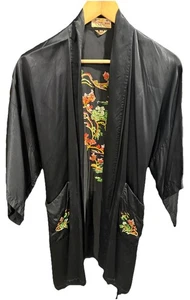 Bata de seda china abeja dorada vintage dragón y flores de fénix bordada a mano pequeña - Imagen 1 de 20