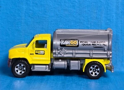 Matchbox Utility Truck 2006 Petrol Tanker MB695 Yellow Die-cast Model Car 01 - Image 1 of 4