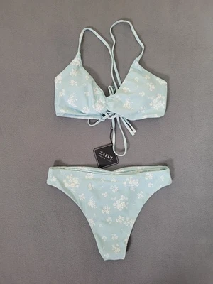 Conjunto de bikini triangular de dos piezas para mujer ZAFUL traje de baño mediano con estampado floral  Foto 1 de 4