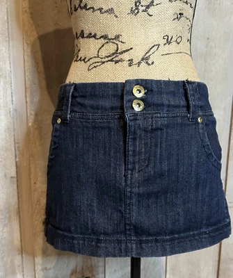 Falda vaquera azul bordada vintage Y2K Younique Micro Mini Britney Spears 3 Foto 1 de 4