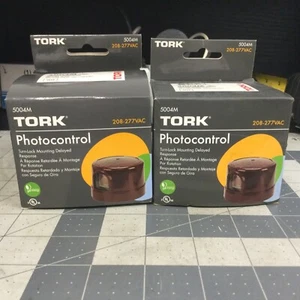 (Lot Of 2) Tork Turn Lock Mounting Photocontrol Time Delay [LDJ2-A] - Picture 1 of 3