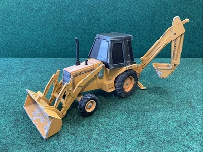 ERTL Case 580E Construction King Front Loader Backhoe - 1986-USA- Free Shipping - Image 1 of 4